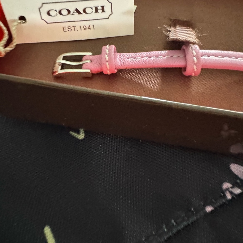 NWT COACH Beautiful COACH Watch!!! New with tags! - Picture 5 of 9